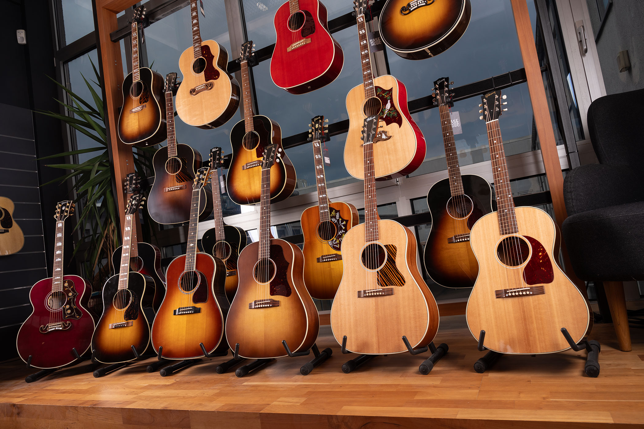 Image of Scr gibson acoustic 3718